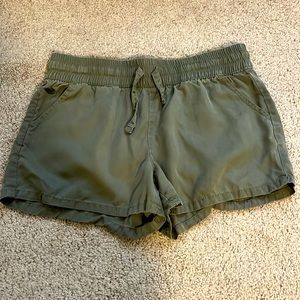 Southern Marsh Drawstring shorts